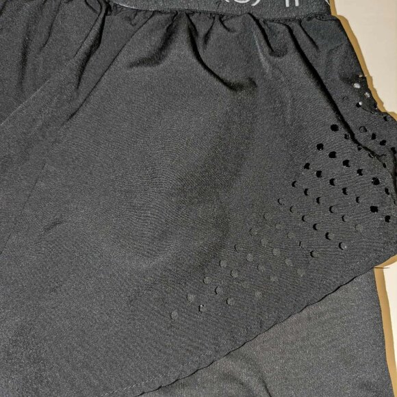 Girls Black SPORTS Athletic Shorts – Size XL - Picture 5 of 9